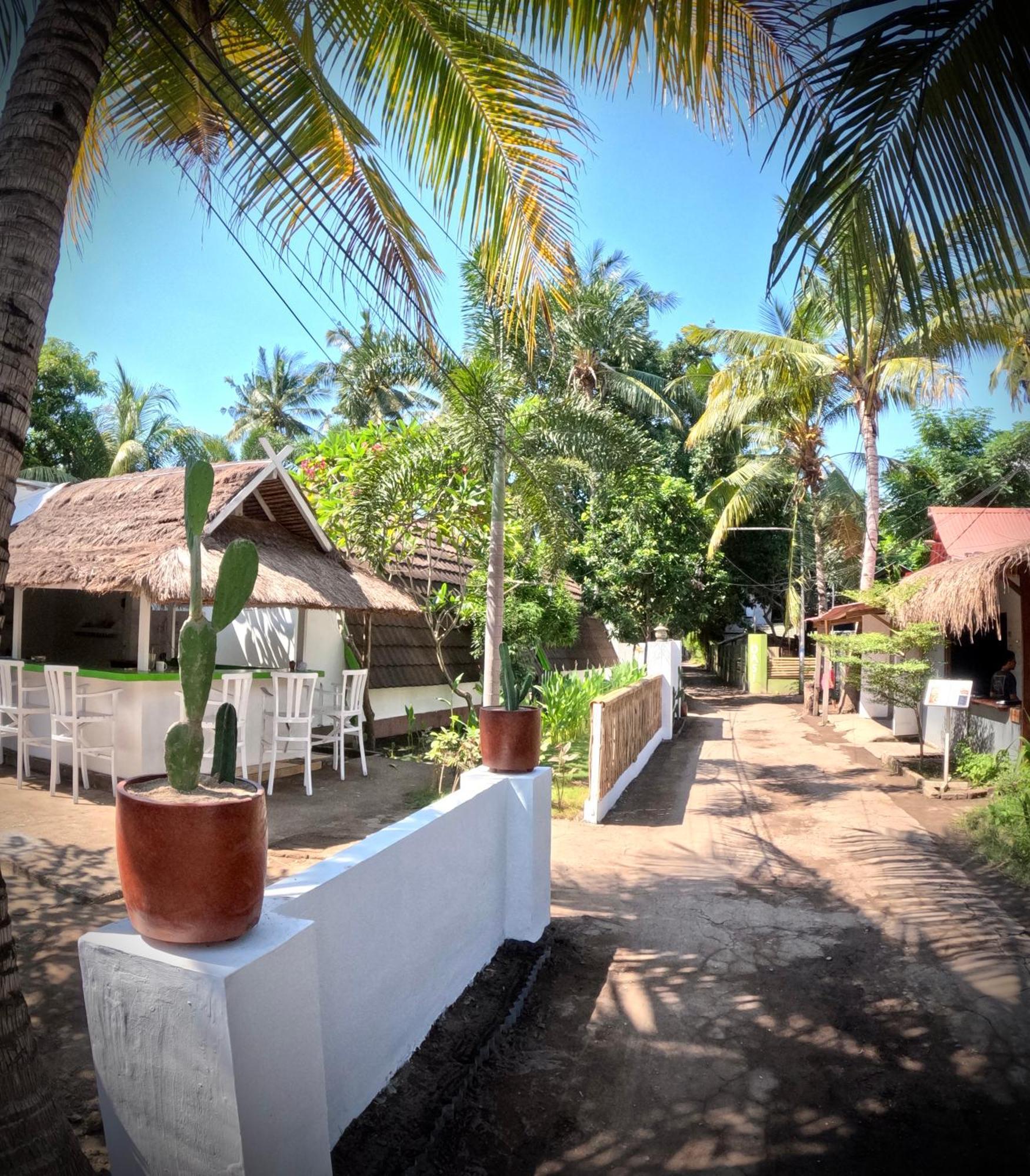 Kaktus Bungalow 2 Gili Islands Exterior photo